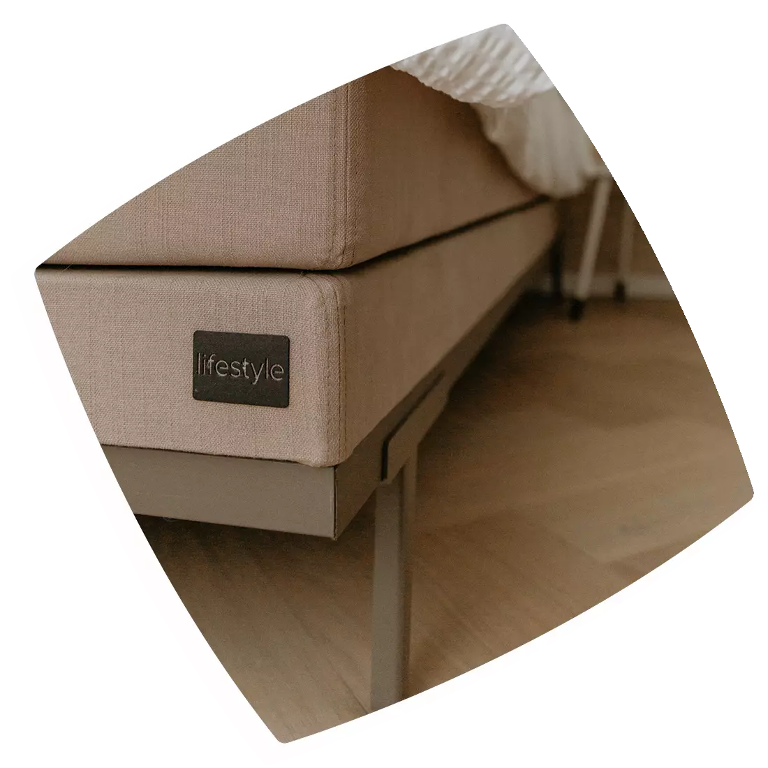 Dein Bett stellt den Mittelpunkt des Raums dar