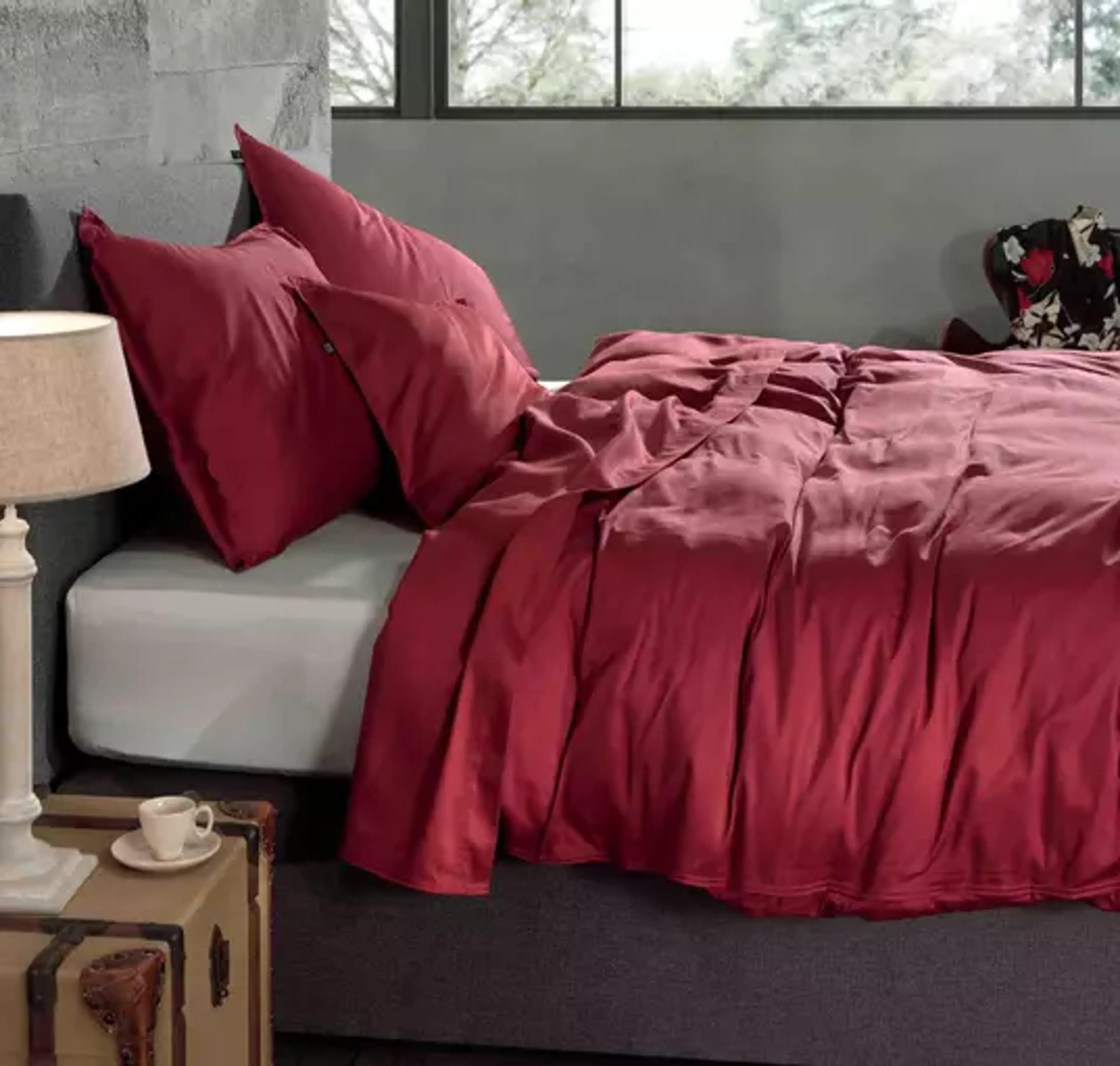 Material: 100% Baumwollsatin